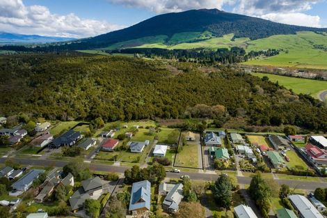 Photo of property in 16 Kutai Street, Turangi, 3334