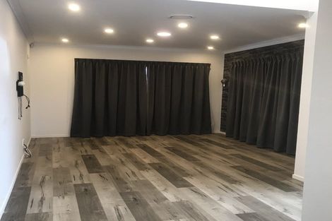 Photo of property in 14 Horsefields Drive, Flat Bush, Auckland, 2019