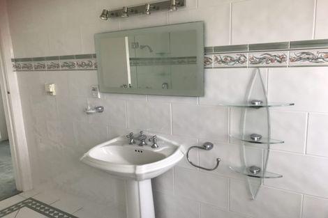 Photo of property in 70 West Street, Pukekohe, 2120