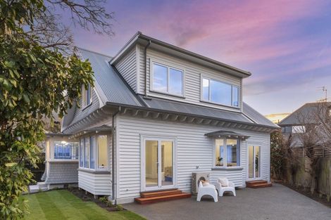 Photo of property in 13 Idris Road, Fendalton, Christchurch, 8052