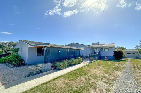 Photo of property in 64 Selwyn Street, Pohara, Takaka, 7183