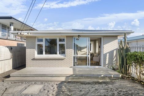 Photo of property in 521 Marine Parade, South New Brighton, Christchurch, 8062