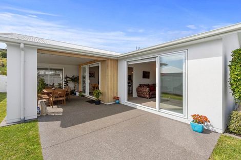 Photo of property in 41 Saint Pauls Drive, Brookfield, Tauranga, 3110