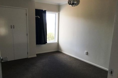 Photo of property in 51 Roys Road, Weymouth, Auckland, 2103