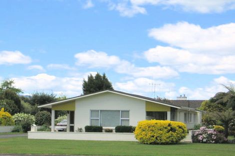 Photo of property in 32 Burwood Road, Matamata, 3400