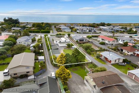 Photo of property in 155 Beach Road, Kaikoura, 7300