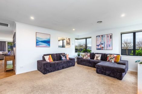 Photo of property in 21 Luberon Way, Nukuhau, Taupo, 3330