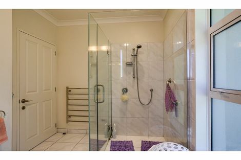 Photo of property in 100 Princes Street, Temuka, 7920