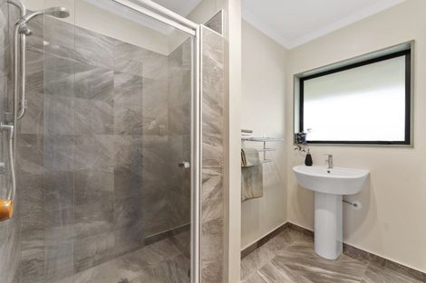 Photo of property in 179a Mangorei Road, Merrilands, New Plymouth, 4312