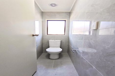 Photo of property in 2/4 Martha Lane, Weymouth, Auckland, 2103