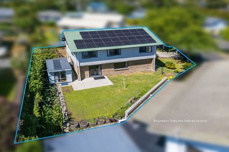 Photo of property in 16 Pyramid Place, Glen Eden, Auckland, 0602