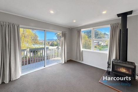 Photo of property in 50 Rehia Road, Massey, Auckland, 0614