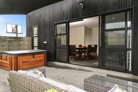 Photo of property in 17 Cole Thomas Place, Huntington, Hamilton, 3210