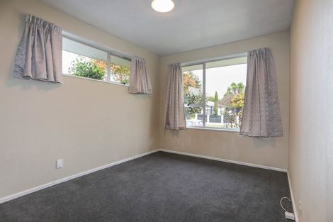 Photo of property in 20 Talltree Avenue, Avonhead, Christchurch, 8042