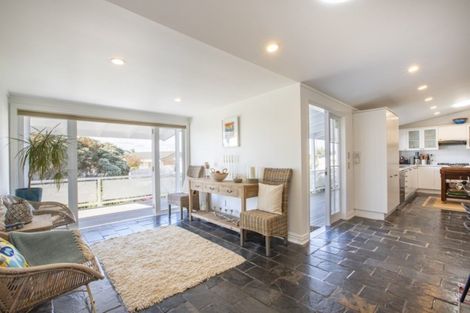 Photo of property in 2 Edith Place, Omaha, Warkworth, 0986