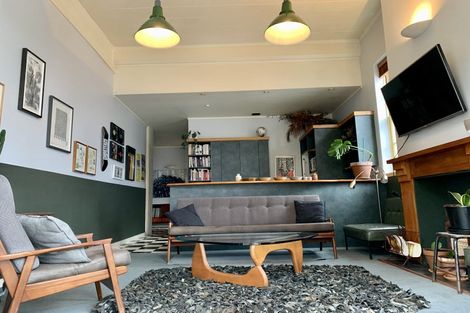 Photo of property in 1/37 Majoribanks Street, Mount Victoria, Wellington, 6011