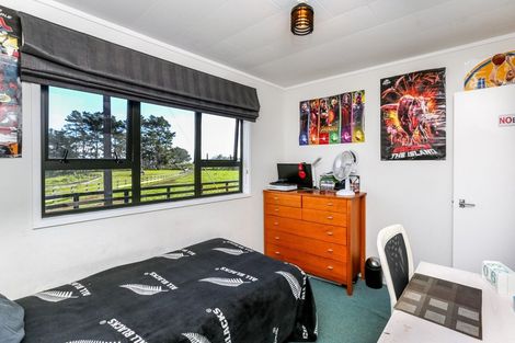 Photo of property in 24 Waipapa Road, Waitara, 4383