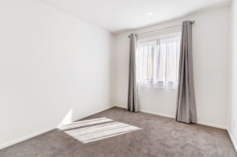 Photo of property in 15a Tributary Parade, Karaka, Papakura, 2113