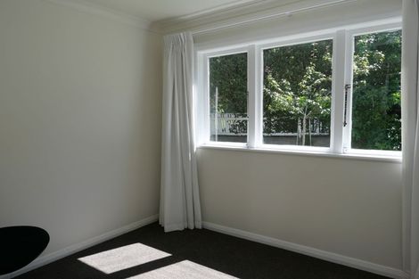 Photo of property in 16 Renown Road, Raumati South, Paraparaumu, 5032