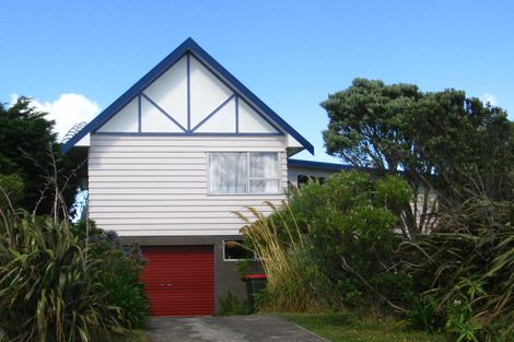 Photo of property in 8 Glamorgan Street, Northland, Wellington, 6012