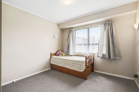 Photo of property in 17 Mews Place, Forest Lake, Hamilton, 3200
