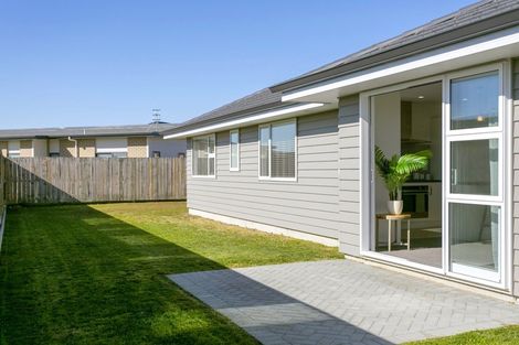 Photo of property in 39 Harakeke Drive, Wharewaka, Taupo, 3330