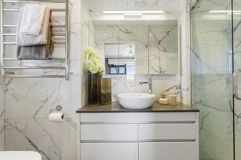 Photo of property in 18 Indus Place, Half Moon Bay, Auckland, 2012