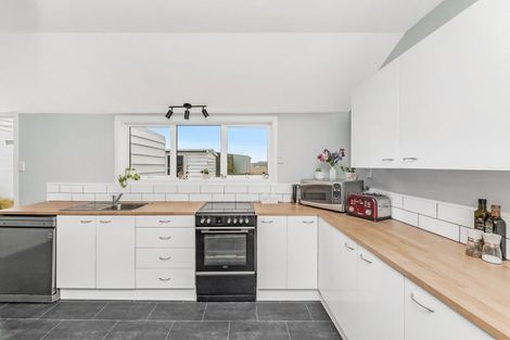 Photo of property in 98 Searles Road, Sheffield, 7580