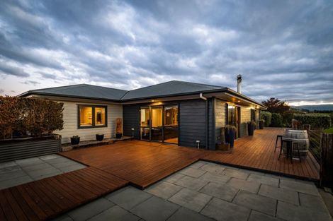 Photo of property in 662 Aorangi Road, Maraekakaho, Hastings, 4171