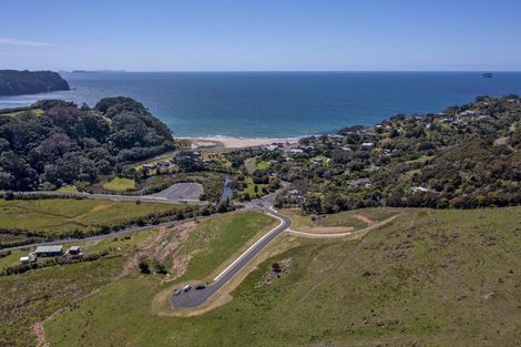 Photo of property in 5 Te Puia Place, Hot Water Beach, 3591