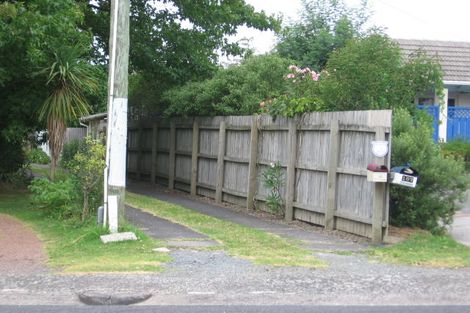 Photo of property in 3/167a Birkdale Road, Birkdale, Auckland, 0626