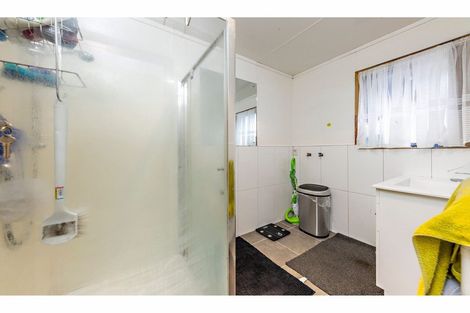 Photo of property in 12 Nicola Place, Mangere, Auckland, 2022