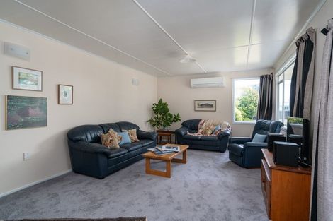 Photo of property in 64 Rainbow Drive, Rainbow Point, Taupo, 3330