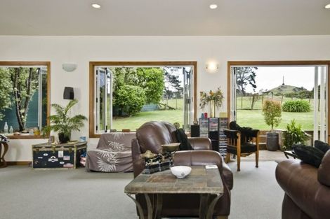 Photo of property in 94 Campbell Road, One Tree Hill, Auckland, 1061