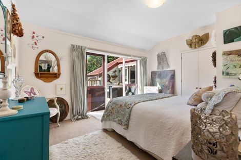 Photo of property in 75 Morley Street, New Plymouth, 4310