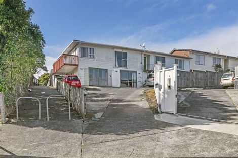 Photo of property in 1/11 Chamade Place, Clover Park, Auckland, 2019