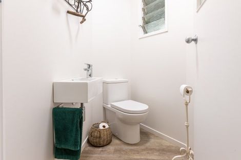 Photo of property in 34 Ruahine Street, Dannevirke, 4930