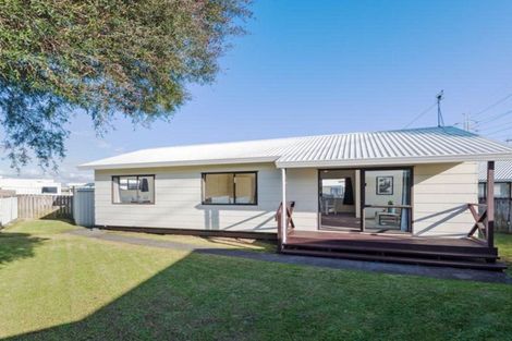 Photo of property in 1/27 Aeronautic Road, Takanini, 2112