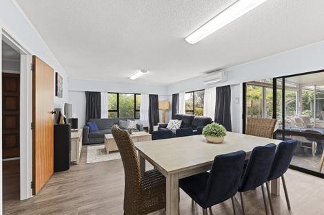 Photo of property in 59 Dixon Street, Oakura, 4314