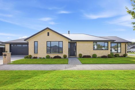 Photo of property in 29 Silverstream Boulevard, Kaiapoi, 7630