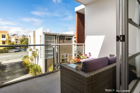 Photo of property in 3/306 Evans Bay Parade, Hataitai, Wellington, 6021