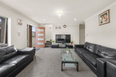 Photo of property in 46b Russell Road, Manurewa, Auckland, 2102