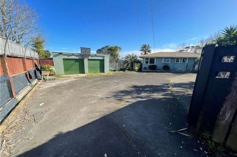 Photo of property in 438 Don Buck Road, Massey, Auckland, 0614