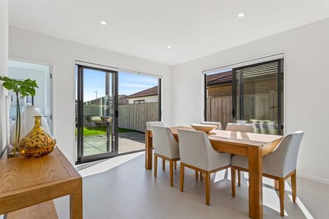 Photo of property in 76 Nganui Avenue, Takanini, Auckland, 2112