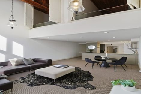 Photo of property in Whitmore Apartments, 1b/7 Stout Street, Wellington Central, Wellington, 6011