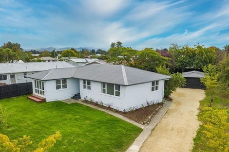 Photo of property in 2 Windsor Street, Solway, Masterton, 5810