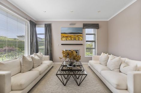 Photo of property in 14 Tranquility Rise, Mellons Bay, Auckland, 2014