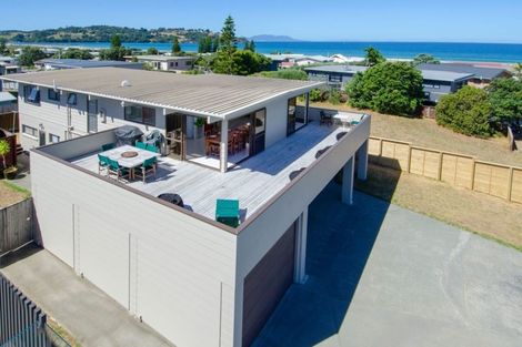 Photo of property in 19 Blue Bell Parade, Omaha, 0986