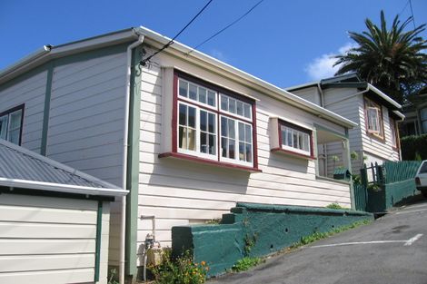 Photo of property in 1-3 Mudges Terrace, Newtown, Wellington, 6021