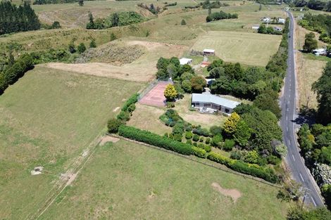Photo of property in 223 Mataro Road, Onaero, Urenui, 4375
